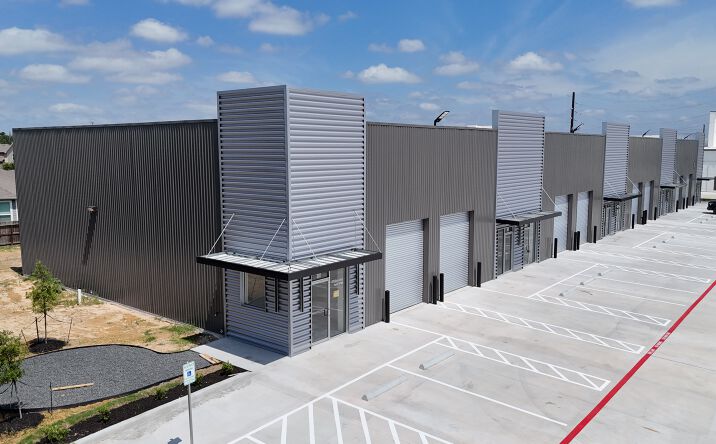 Pictures of Industrial, Office property located at 6925 Hillsdale Creek Dr, Houston, TX 77084 for lease - image #1