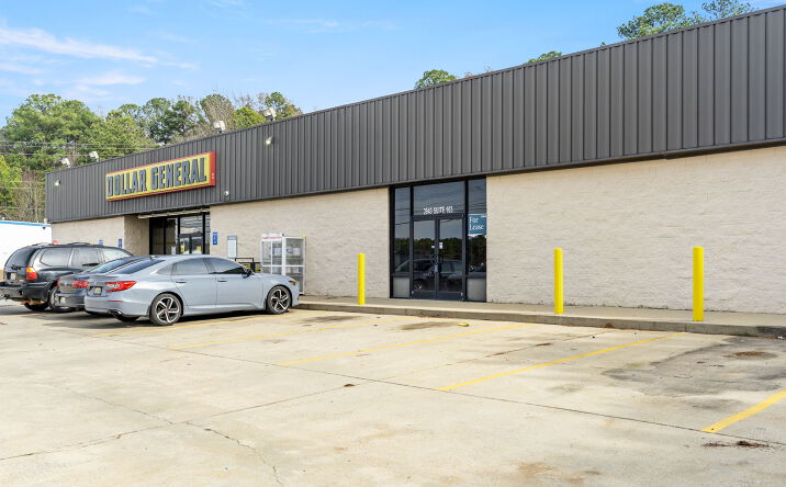Pictures of Retail property located at 3943 Pinson Valley Pkwy, Birmingham, AL 35217 for lease - image #1