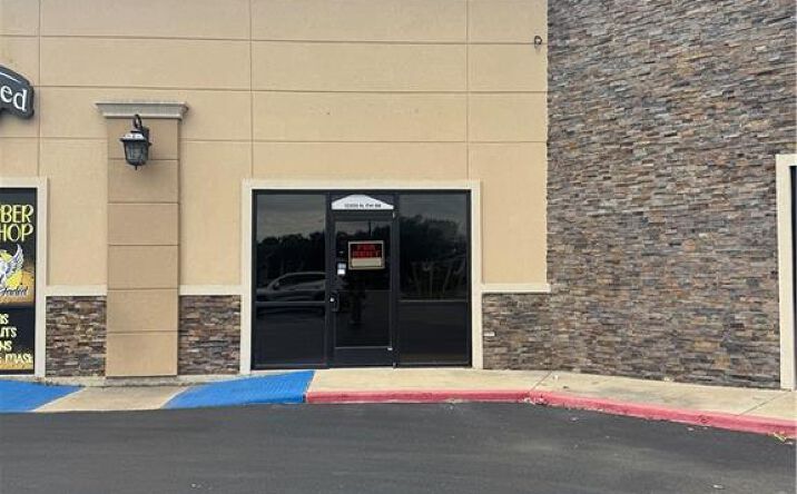 Pictures of Land property located at 12205 FM 88 # F, Weslaco, TX 78599 for lease - image #1