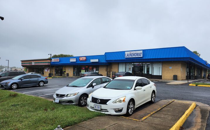 Pictures of Retail property located at 6331C S Kings Highway Alexandria, VA, USA, Alexandria, VA 22306 for lease - image #1