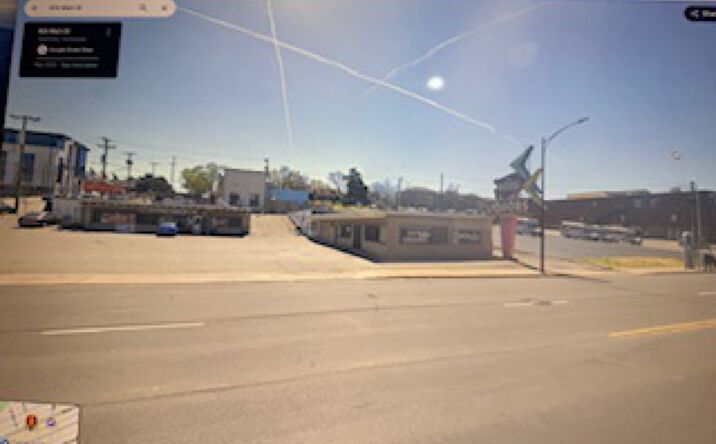 Pictures of Retail property located at 824 Main St, Nashville, TN 37206 for lease - image #1