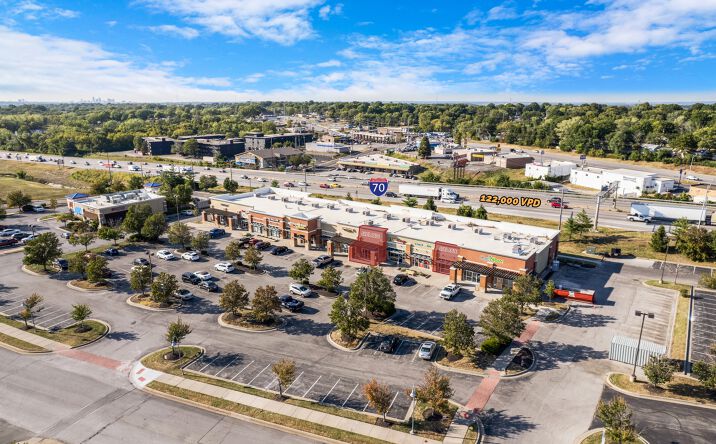 Pictures of Retail property located at 4153 Sterling Ave, Kansas City, MO 64133 for lease - image #1