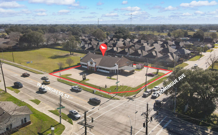 Pictures of Retail, Restaurant property located at 4519 W Congress St, Lafayette, LA 70506 for lease - image #1
