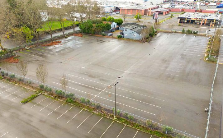 Pictures of Land property located at 19604 84th Ave S, Kent, WA 98032 for lease - image #1