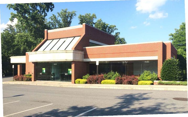 Pictures of Retail property located at 19501 N Frederick Road, Germantown, MD 20876 for lease - image #1