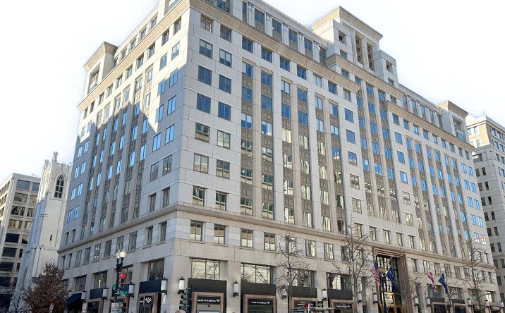 Pictures of Retail, Restaurant property located at 700 13th Street Northwest, Washington, DC 20005 for lease - image #1