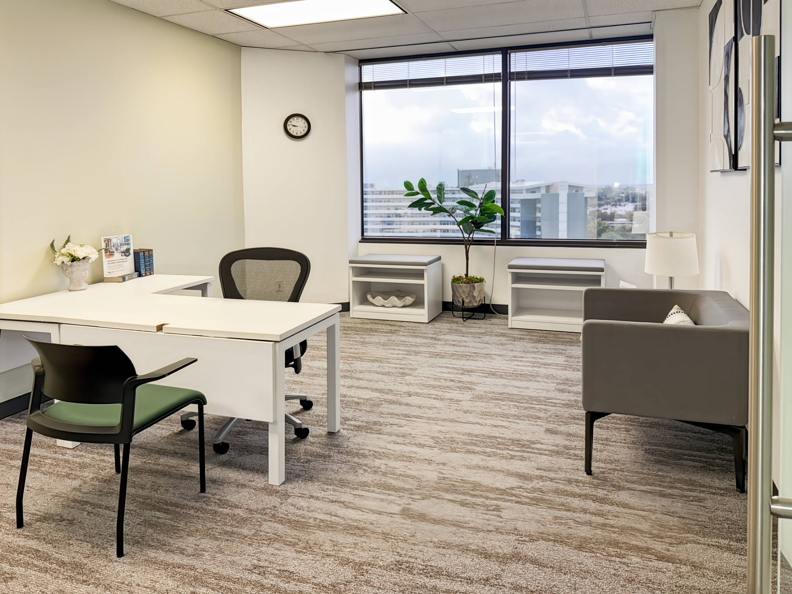 3185887