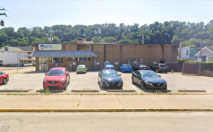 Pictures of Retail property located at 838 5th Ave, Ford City, PA 16226 for lease - image #1
