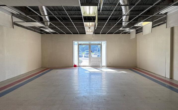 Pictures of Retail, Office, Restaurant, Special Purpose property located at 617 S Main, DeForest, WI 53532-1421 for lease - image #1