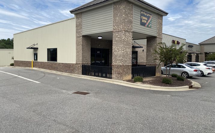 Pictures of Retail, Restaurant, Special Purpose property located at 644 Shell Dr, Spring Lake, NC 28390 for lease - image #1