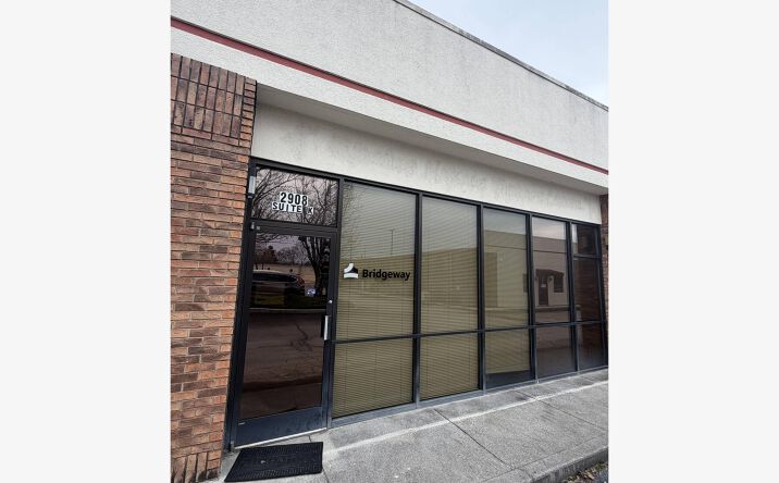 Pictures of Office property located at 2908 Tazewell Pike, Knoxville, TN 37918 for lease - image #1