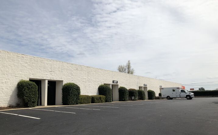 Pictures of Retail, Office, Industrial property located at 2514 River Rd, Piedmont, SC 29673 for lease - image #1