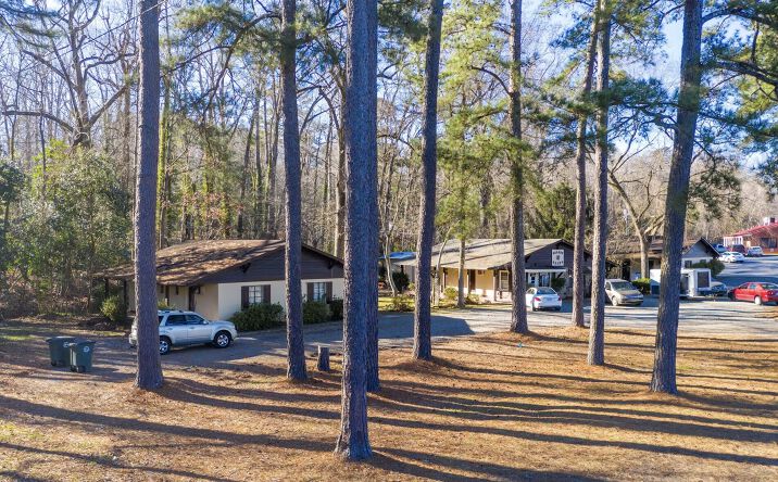 Pictures of Retail property located at 109 N Park Rd, Wadesboro, NC 28170 for lease - image #1