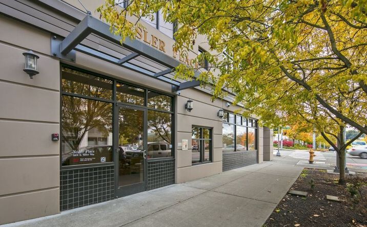 Pictures of Office property located at 1404 E Yesler Wy, Seattle, WA 98122 for lease - image #1