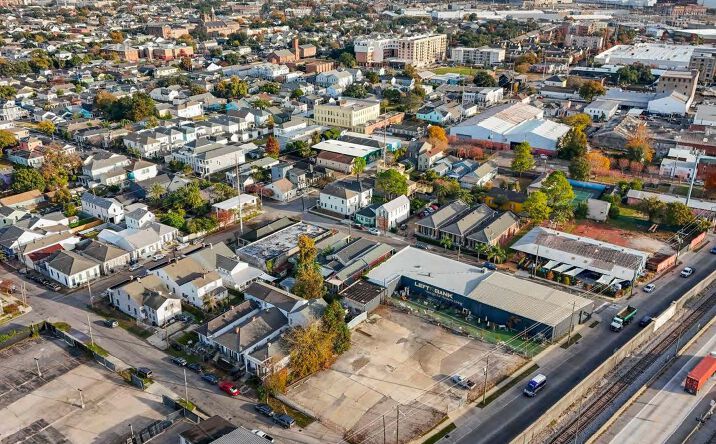 Pictures of Land property located at 2401 Tchoupitoulas St, New Orleans, LA 70130 for lease - image #1