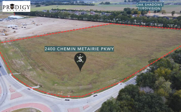 Pictures of Land property located at 2400 Chemin Metairie Pkwy, Youngsville, LA 70592 for lease - image #1