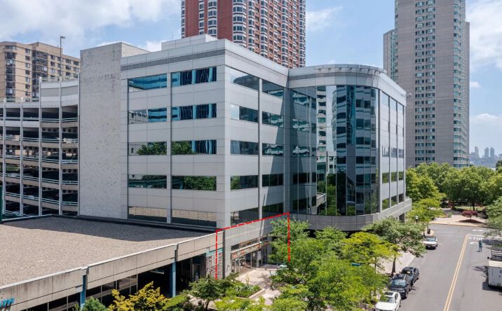 Pictures of Retail property located at 100 Town Square Pl, Jersey City, NJ 07310 for lease - image #1