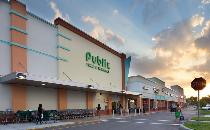 Pictures of Retail property located at 500 Belvedere Rd, West Palm Beach, FL 33405 for lease - image #1
