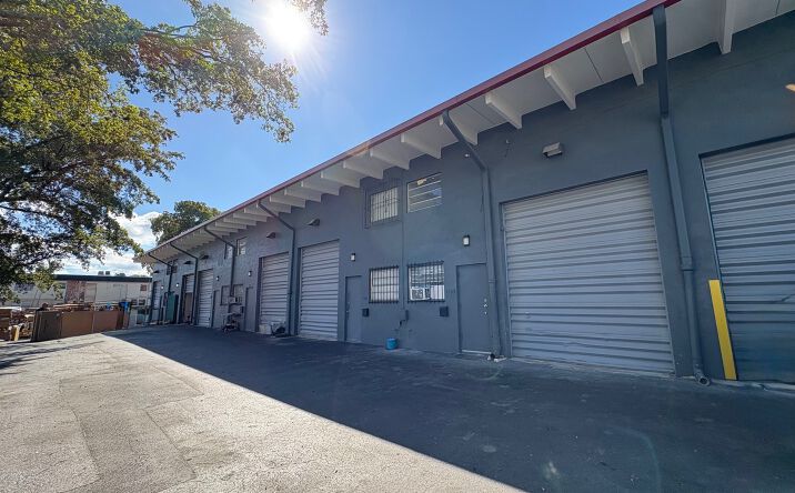 Pictures of Industrial property located at 1325 NE 119th St, Miami, FL 33161 for lease - image #1