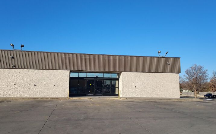 Pictures of Retail property located at 515 S Dugan Rd, Wichita, KS 67209 for lease - image #1