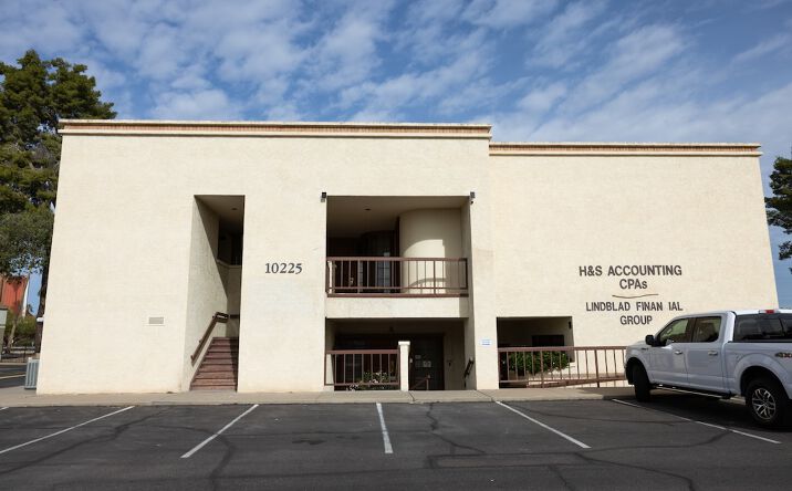 Pictures of Office property located at 10225 W Thunderbird Blvd, Sun City, AZ 85351 for lease - image #1