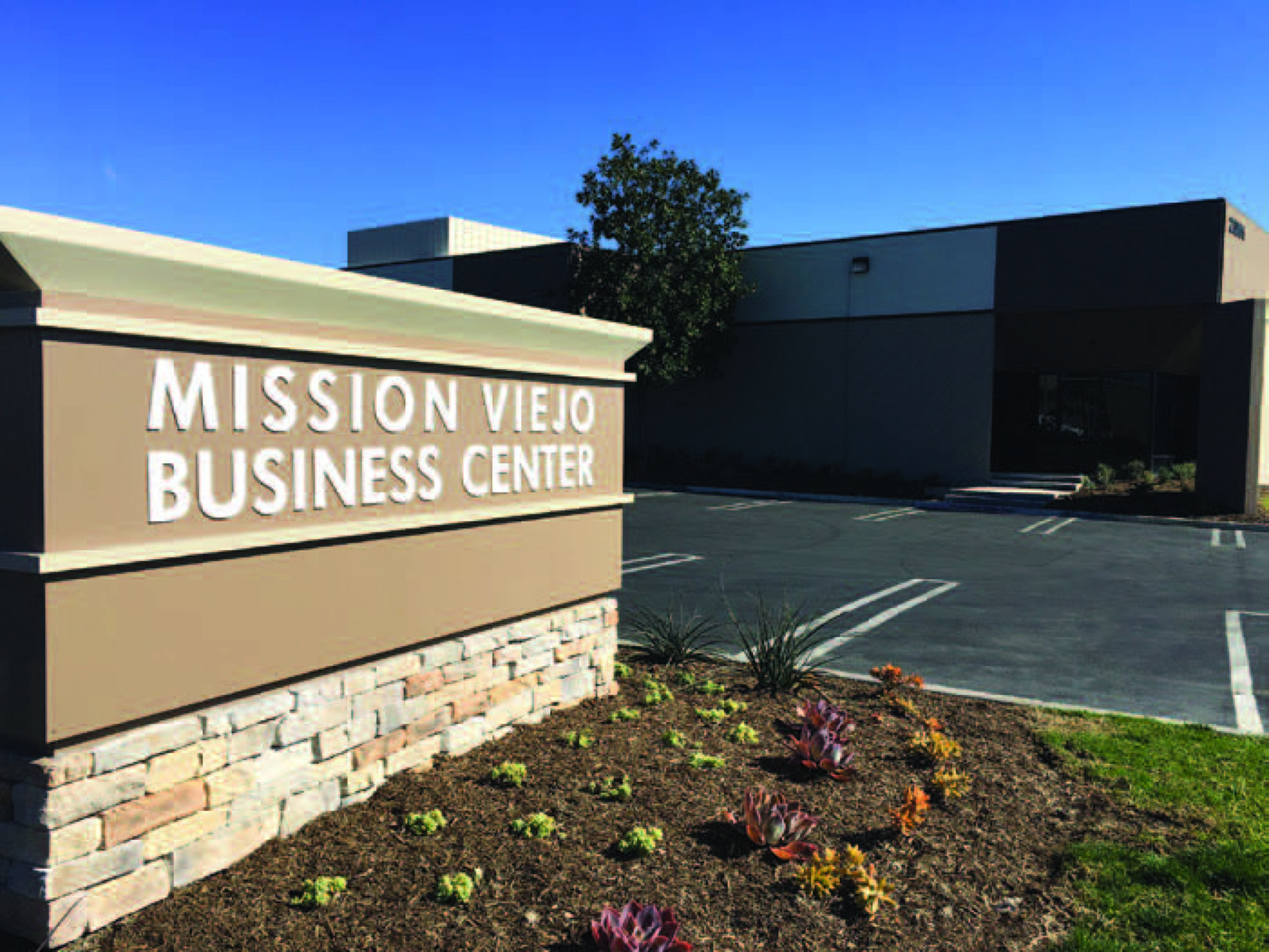 23881 Vía Fabricante, Mission Viejo, CA 92691