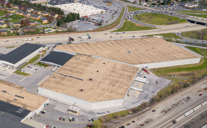 Pictures of Industrial property located at 378 Freight St, Camp Hill, PA 17011 for lease - image #1