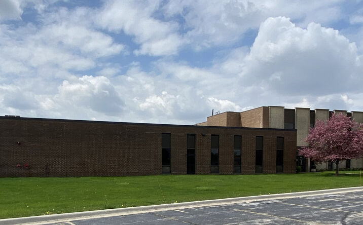 Pictures of Industrial property located at 1945 Ohio St, Lisle, IL 60532 for lease - image #1