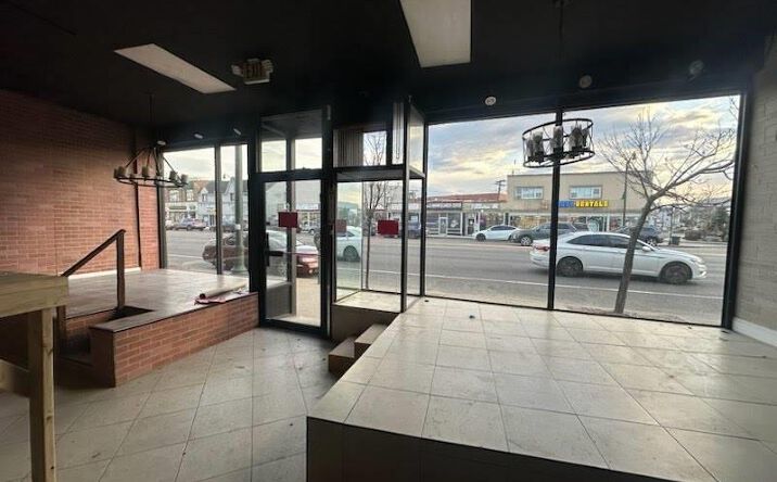 Pictures of Retail property located at 420 SUNRISE Highway, Hempstead, NY 11563 for lease - image #1