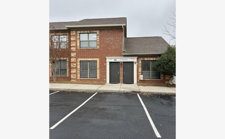 Pictures of Office property located at 504 Autumn Springs Ct, Franklin, TN 37067 for lease - image #1