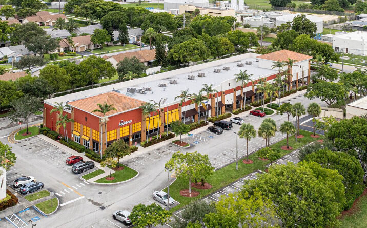 Pictures of Retail property located at 6001 N University Dr, Tamarac, FL 33321 for lease - image #1