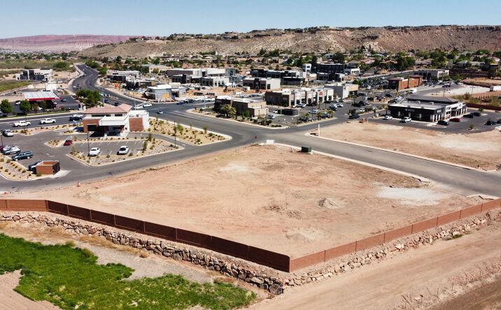 Pictures of Retail, Office property located at 1257 George Washington Blvd, St. George, UT 84790 for lease - image #1