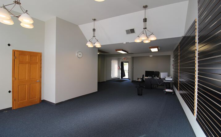 Pictures of Office, Special Purpose, Retail property located at 910 E Moreland Blvd, Waukesha, WI 53186 for lease - image #1