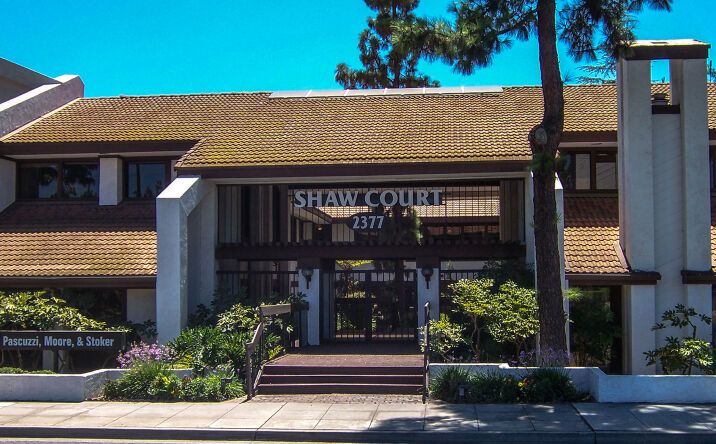 Pictures of Office property located at 2377 W Shaw Ave, Fresno, CA 93711 for lease - image #1