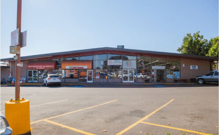 Pictures of Retail property located at 401 Main St E, Monmouth, OR 97361 for lease - image #1