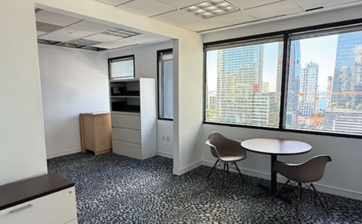 Pictures of Office property located at 1200 Brickell Ave, Miami, FL 33131 for lease - image #1