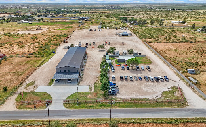 Pictures of Office, Industrial property located at 9009 W County Rd 160, Midland, TX 79706 for lease - image #1