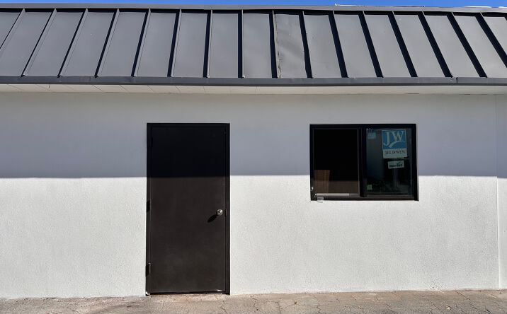Pictures of Special Purpose, Industrial property located at 2570 25th Ave N, St. Petersburg, FL 33713 for lease - image #1
