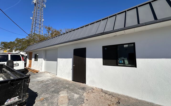 Pictures of Industrial, Special Purpose property located at 2570 25th Ave N, St. Petersburg, FL 33713 for lease - image #1