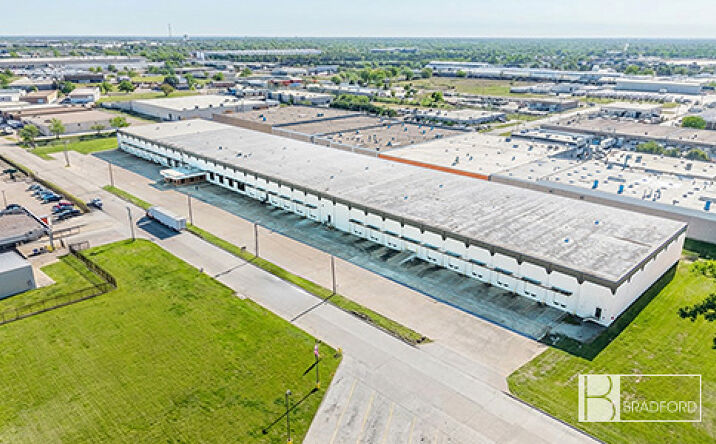 Pictures of Industrial property located at 8330 Endicott Ln, Dallas, TX 75227 for lease - image #1