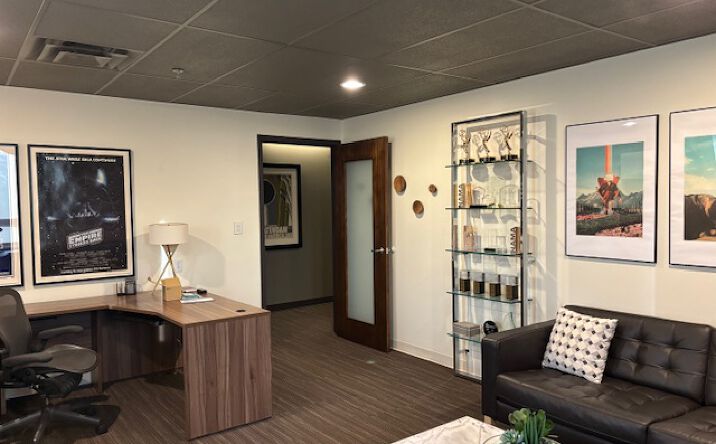 Pictures of Office property located at 4600 W 51st St, Roeland Park, KS 66205 for lease - image #1