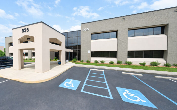 Pictures of Office property located at 935 Spring Creek Rd, East Ridge, TN 37412 for lease - image #1