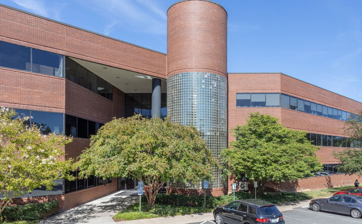 Pictures of Office property located at 3930 Pender Dr, Fairfax, VA 22030 for lease - image #1