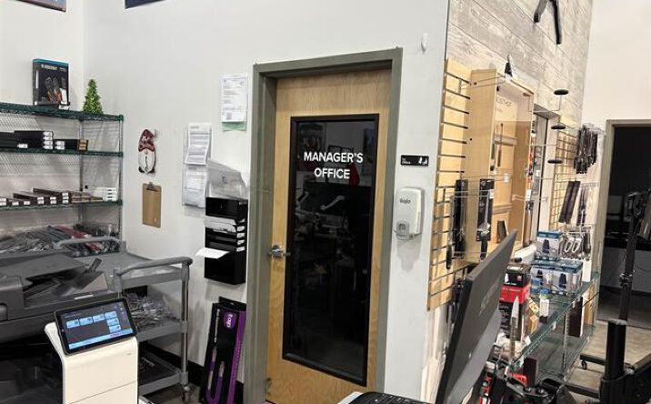Pictures of Retail, Industrial property located at 1957 Fowler St, Richland, WA 99352 for lease - image #1