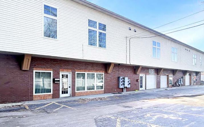 Pictures of Retail, Industrial property located at 4428 Telegraph Rd, St. Louis, MO 63129 for lease - image #1