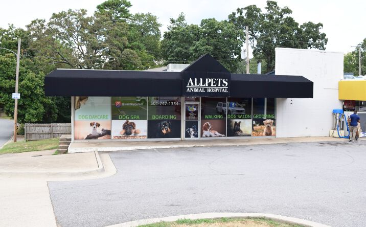 Pictures of Retail property located at 2102 N McKinley St, Little Rock, AR 72207 for lease - image #1