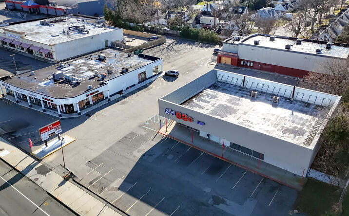 Pictures of Retail, Restaurant property located at 3320 - 3340 Hillside Avenue, New Hyde Park, NY 11040 for lease - image #1
