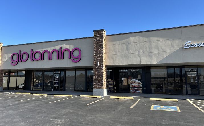 Pictures of Retail property located at 1625 S 4th St, Chickasha, OK 73018 for lease - image #1