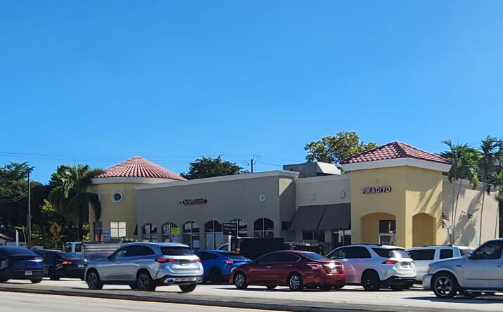 Pictures of Retail property located at 400 S Dixie Hwy, Coral Gables, FL 33146 for lease - image #1