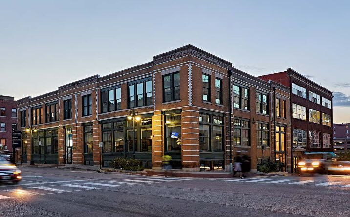 Pictures of Office property located at 304 W 10th St, Kansas City, MO 64105 for lease - image #1
